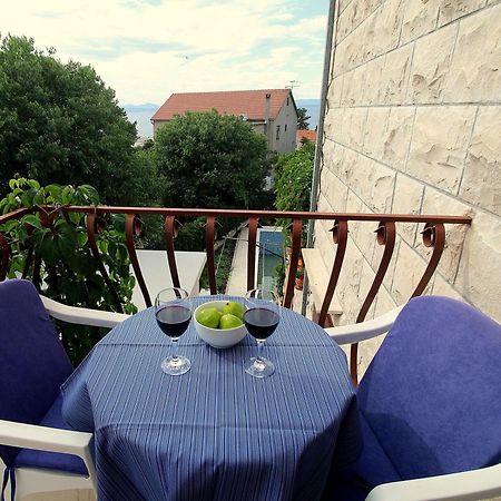 Villa Renipol Adults Only Sutivan Phòng bức ảnh