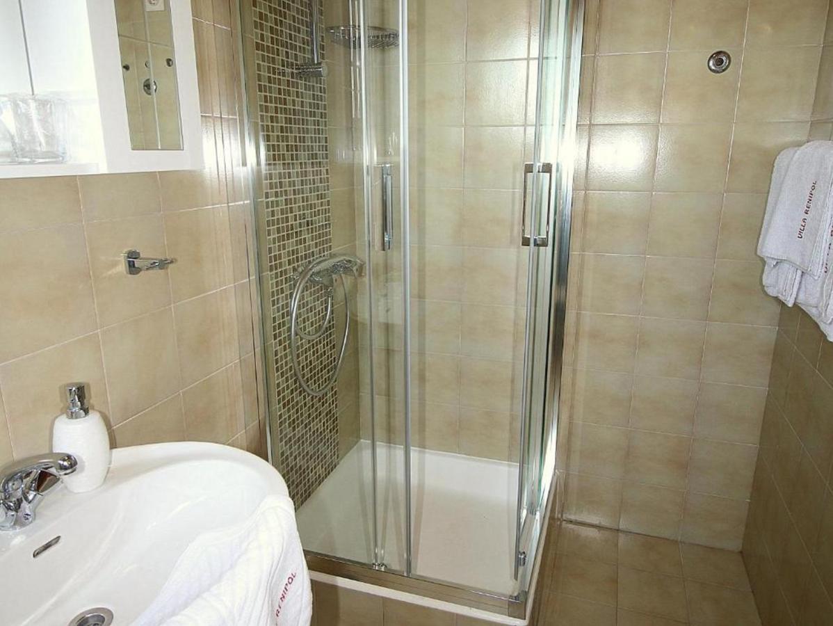 Villa Renipol Adults Only Sutivan Ngoại thất bức ảnh
