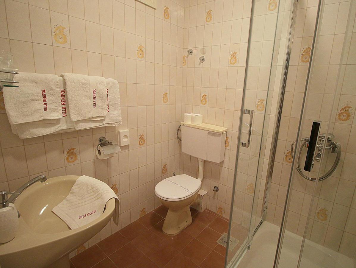 Villa Renipol Adults Only Sutivan Ngoại thất bức ảnh